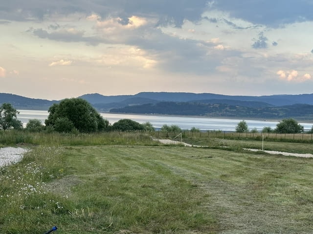 Парцели в регулация на Брега на язовир Батака местност Цигов чарк с ток и вода - снимка 3