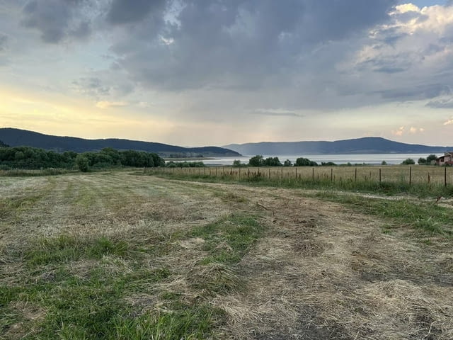 Парцели в регулация на Брега на язовир Батака местност Цигов чарк с ток и вода - снимка 4