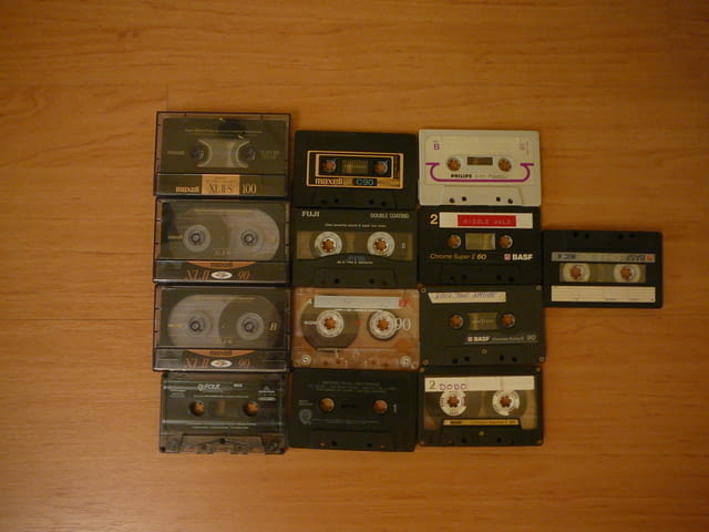 13 broq kaseti - град Пазарджик | Ресийвъри / Усилватели - снимка 1