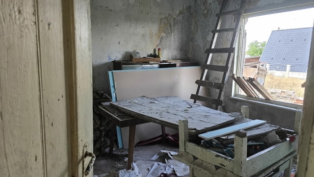 Къща с 1 дка двор в село Хаджиите, общ. Карнобат, село Хаджиите | Къщи / Вили - снимка 6