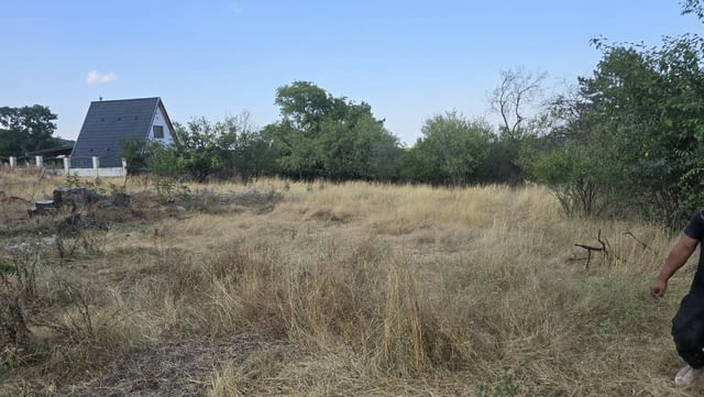 Къща с 1 дка двор в село Хаджиите, общ. Карнобат, село Хаджиите | Къщи / Вили - снимка 9