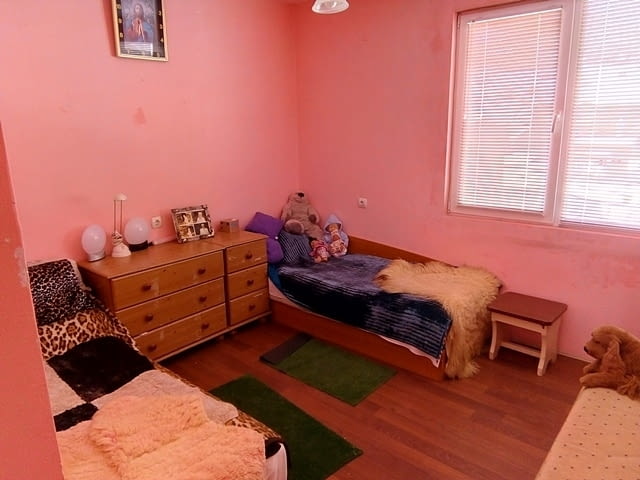 Триетажна къща на 18 км от Приморско, village Novo Panicharеvo | Houses & Villas - снимка 8