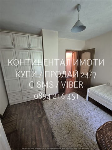 Кодл 63060. Триетажна тухлена вила близнак 200м2 със самостоятелен обособен двор 350м2 /дворът е ден - снимка 2