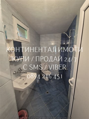 Кодл 63060. Триетажна тухлена вила близнак 200м2 със самостоятелен обособен двор 350м2 /дворът е ден - снимка 8