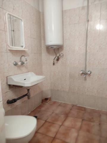 Продавам ДВУСТАЕН апартамент в гр.Пловдив кв.Кючук Париж, град Пловдив | Апартаменти - снимка 11