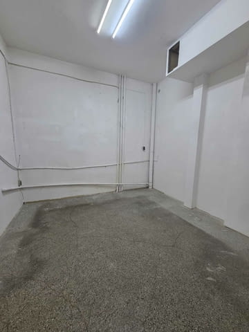 Дава се под наем търговско помещение в Центъра 56 m2 - city of Plovdiv | Stores - снимка 8