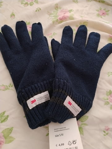 Топли маркови ръкавици с подплата, нови, град Монтана | Шапки / Шалове / Ръкавици - снимка 1