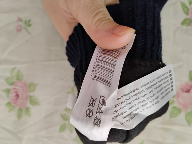 Топли маркови ръкавици с подплата, нови, град Монтана | Шапки / Шалове / Ръкавици - снимка 3