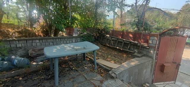 Давам под наем къща в центъра на гр.Пловдив 1-етажна, Тухла, 80 м2 - град Пловдив | Къщи / Вили - снимка 9