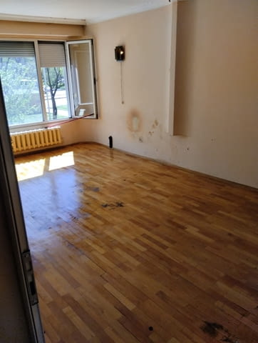 Хамали Експрес В страната, Извозване на строителни отпадъци, Опаковане в кашони, Транспорт на битова техника, Транспорт на мебели, Извозване на битова техника, Извозване на стари мебели, Извозване на строителни отпадъци, Опаковане в кашони, Разтоварване на товари, Товарене на товари, Чистене на дворове, Чистене на мазета/тавани, Чистене на покриви, 3 т - град София | Транспортни / Хамалски - снимка 2