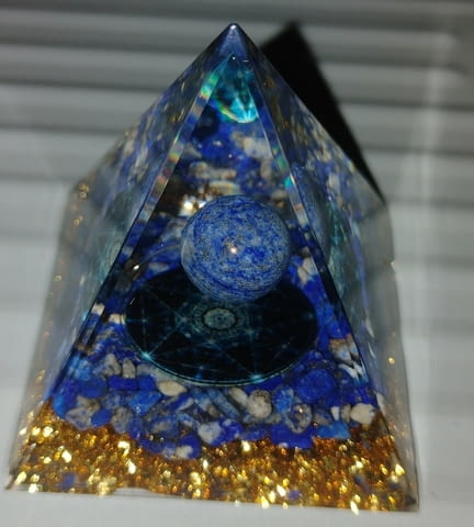 Пирамида оргон - city of Montana | Carving - снимка 4