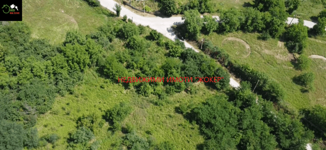 Парцел в регулация в село Родина 2885 m2, For living - village Rodina | Land - снимка 2