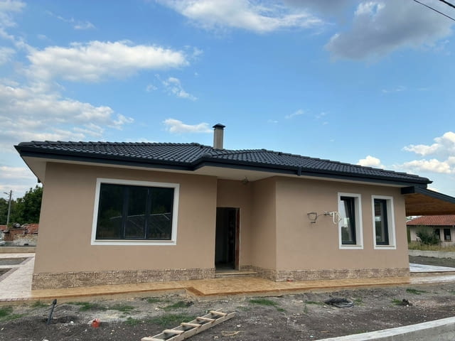 Твоят Нов Дом е Тук – С. Сираково, Само На 10 Мин. От Хасково - снимка 9