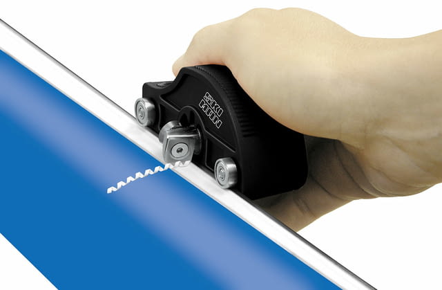 Инструменти за СКИ СЕРВИЗ Пистолет за запълване повреди по базата Менгемета, четки, вакси - снимка 11