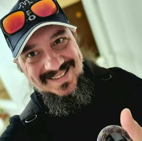 Спонсорство на млада дама На мой терен, Няма значение, Кестенява - град София | Мъж търси Жена