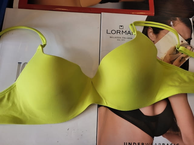 85B италиански розов, светлозелен сутиен бриджитка без подплънки италиански сутиени свалящи презрамки - снимка 2