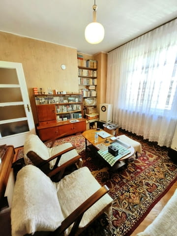 Продавам двустаен апартамент в центъра на гр. Перник, city of Pernik | Apartments - снимка 3