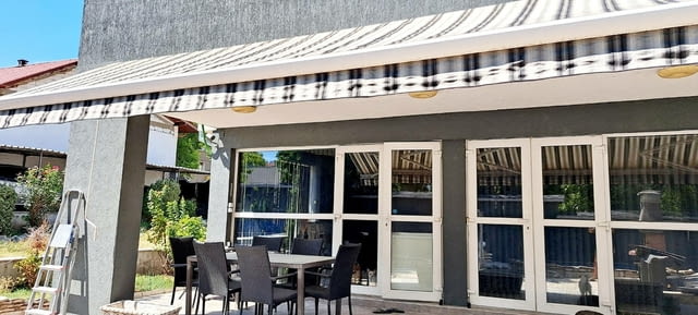 Масивна двуетажна къща в гр. Плевен 2-етажна, Тухла, 307 м2 - град Плевен | Къщи / Вили - снимка 2