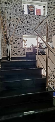 Масивна двуетажна къща в гр. Плевен 2-етажна, Тухла, 307 м2 - град Плевен | Къщи / Вили - снимка 12