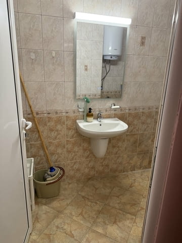 Двустаен апартамент в Кючук париж в районна на ресторант Рио, град Пловдив - снимка 3