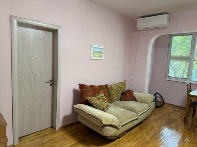 Двустаен апартамент в Кючук париж в районна на ресторант Рио, град Пловдив - снимка 9