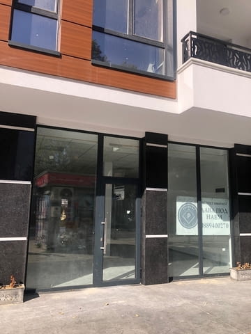 ЖК Тракия нов магазин 106 кв.м. 106 м2 - град Пловдив | Магазини - снимка 2