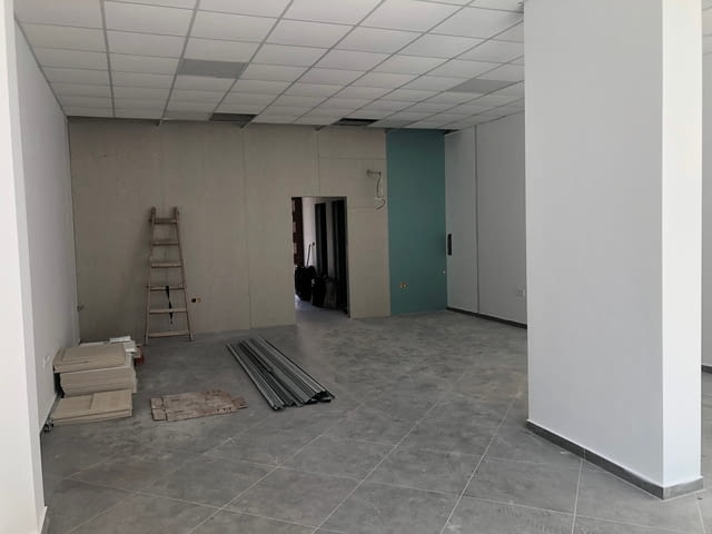 ЖК Тракия нов магазин 106 кв.м. 106 м2 - град Пловдив | Магазини - снимка 5