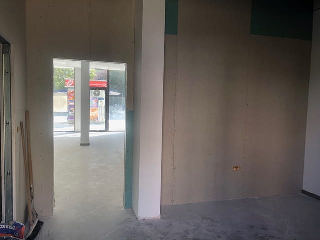 ЖК Тракия нов магазин 106 кв.м. 106 м2 - град Пловдив | Магазини - снимка 10