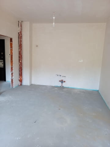 Тристаен апартамент с минерална вода в курорта Минерални бани - снимка 2