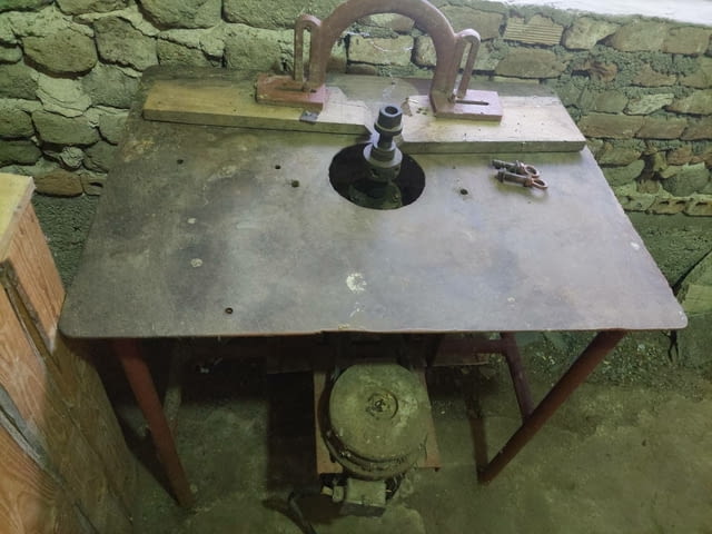 Продавам фреза за дърво – Елпром Троян, city of Tvarditsa | Industrial Equipment - снимка 1