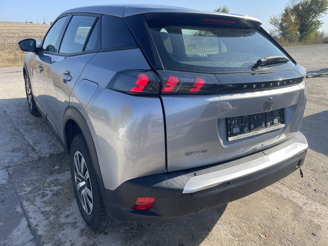 Peugeot 2008 двигател HNK, 1.2 PureTech 101 кс., 6 ск., 37 000 km., 2021 г., euro 6D, Пежо 2008 1.2i - снимка 2