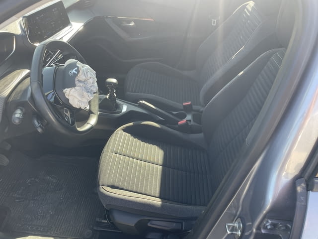 Peugeot 2008 двигател HNK, 1.2 PureTech 101 кс., 6 ск., 37 000 km., 2021 г., euro 6D, Пежо 2008 1.2i - снимка 6