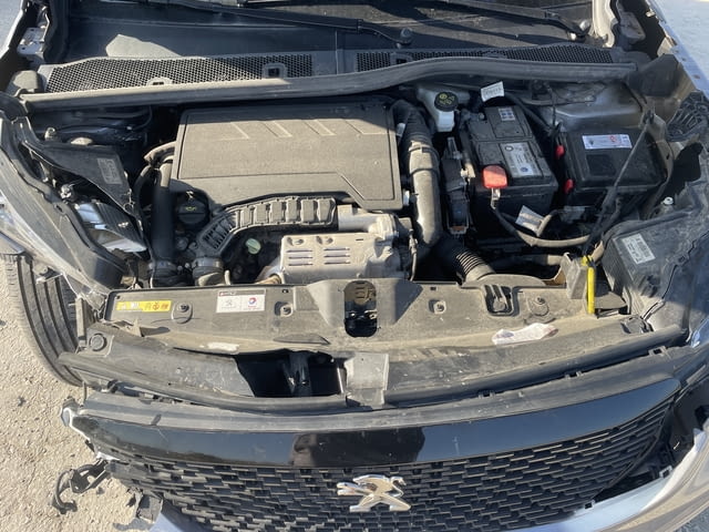 Peugeot 2008 двигател HNK, 1.2 PureTech 101 кс., 6 ск., 37 000 km., 2021 г., euro 6D, Пежо 2008 1.2i - снимка 10