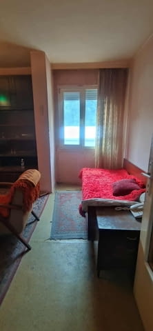 Продавам тристаен-спалня, хол дневна и отделна трапезария-кухня в центъра на АСЕНОВГРАД на ул.ИЛАРИОН - снимка 7