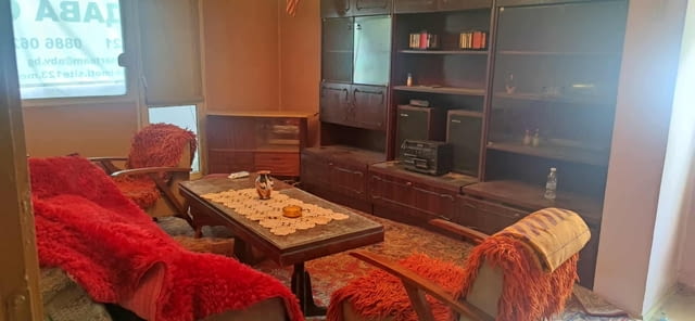 Продавам тристаен-спалня, хол дневна и отделна трапезария-кухня в центъра на АСЕНОВГРАД на ул.ИЛАРИОН - снимка 8