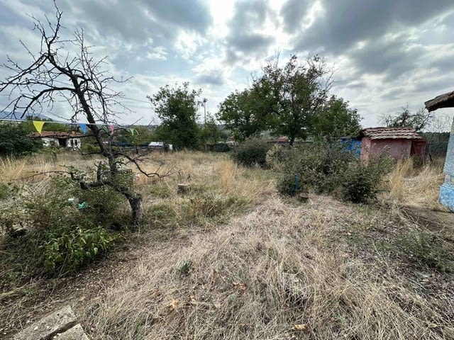 Къща в село Отец пайсиево чист въздух и спокойствие, град Пловдив | Къщи / Вили - снимка 9