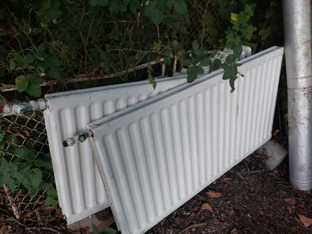 Продавам радиатори за отопление (парно):, city of Tvarditsa | Heating Appliances - снимка 1