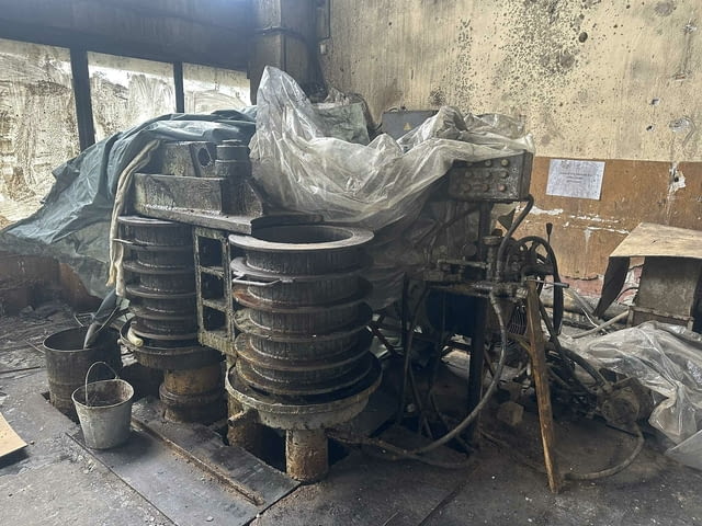 Машина за преработка на вторичен материал от маслобойни фабрики - снимка 1