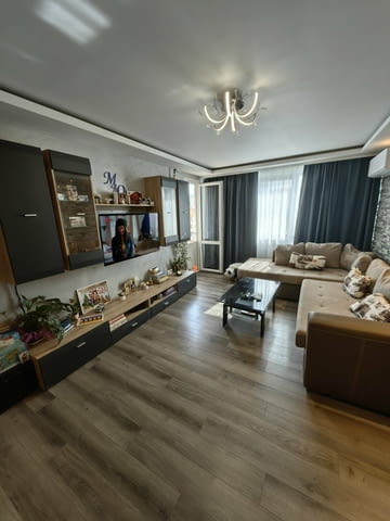 Продавам тристаен апартамент в гр. Перник кв. Изток, city of Pernik | Apartments - снимка 10