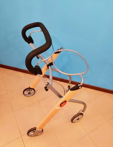 Ролатор Trust Care - 35 - град Пловдив | Други - снимка 1