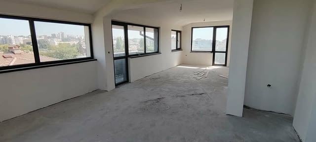 Продава се тристаен тухлен апартамент в кв. Каменни, гр.Хасково - снимка 6