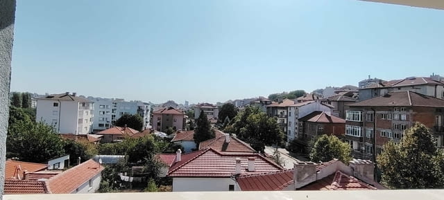 Продава се тристаен тухлен апартамент в кв. Каменни, гр.Хасково - снимка 9