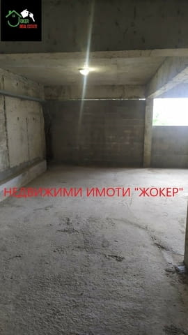 Паркомясто в гр. Велико Търново - кв. Бузлуджа, city of Veliko Tarnovo | Garage - снимка 2