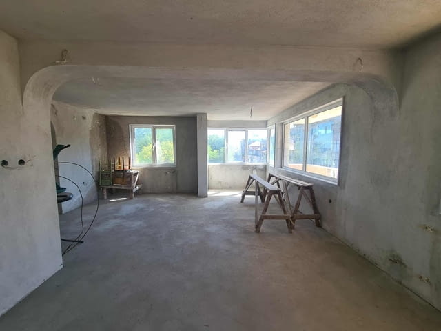 Апартамент с три спални в кв.Каменни - гр. Хасково– гр. Хасково - снимка 2