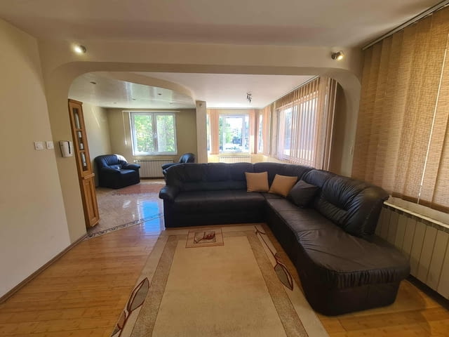 Многостаен апартамент по наем – кв. Каменни, гр. Хасково, city of Haskovo - снимка 1