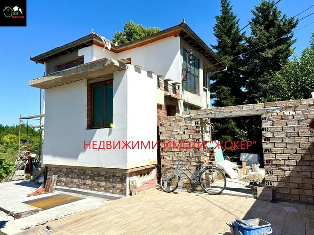 Къща в село Ресен 2-етажна, Тухла, 100 м2 - село Ресен | Къщи / Вили - снимка 4