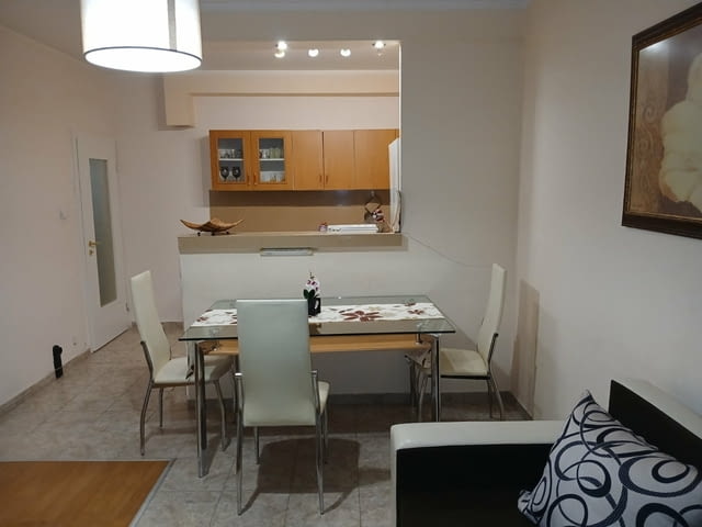 Обзаведен тристаен апартамент в непосредствена близост до метростанция Овча купел - снимка 12