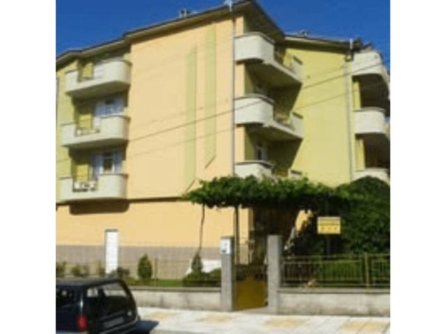 Семеен хотел "Капитанови - град Китен | Квартири / Нощувки