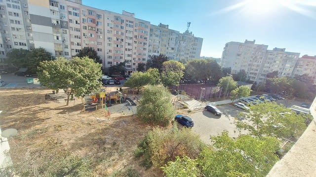 Продавам двустаен панелен апартамент Кайсиева градина, град Варна | Апартаменти - снимка 11