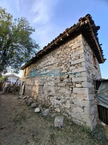 Стара, каменна къща до Кирково, община Кирково, village Kirkovo | Houses & Villas - снимка 1